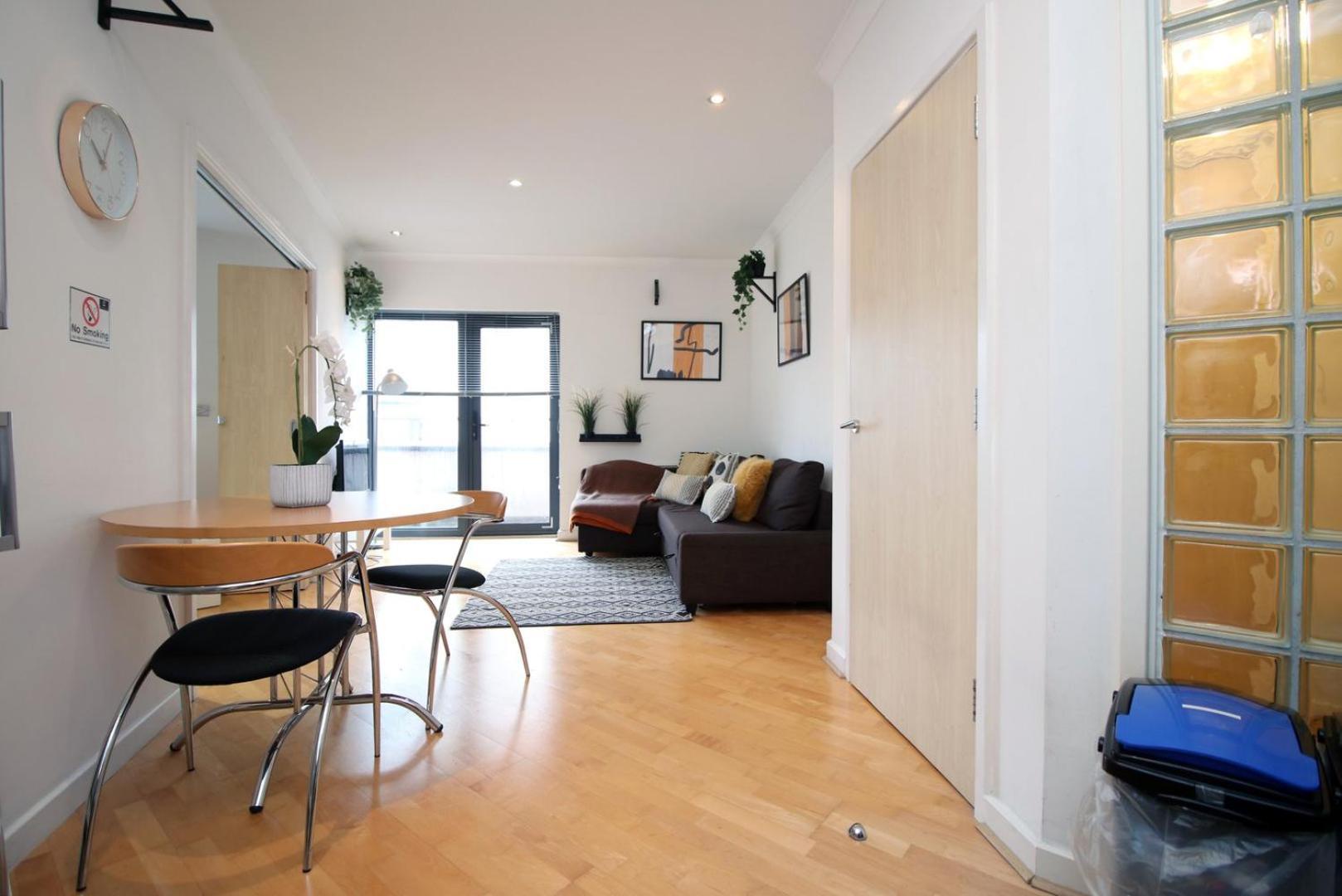 Centrally Located Spacious 2Br | Cohost Partners Cardiff Kültér fotó